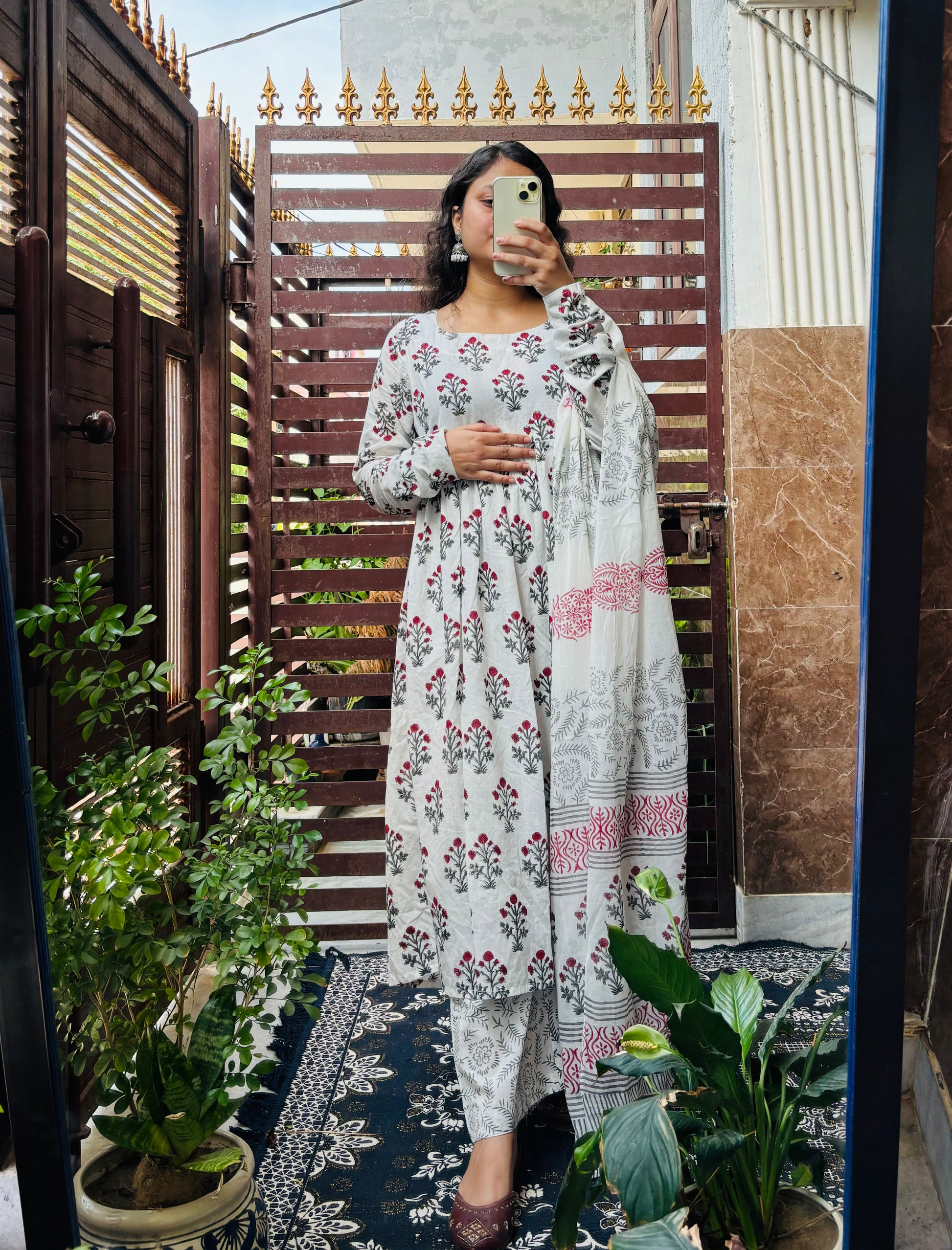 White Block-Printed Cotton 3‑Piece Set with Mulmul Dupatta