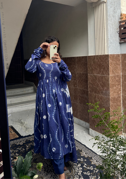 Designer Blue Tie-dye Bhandhej Three Piece Set - Dupatta